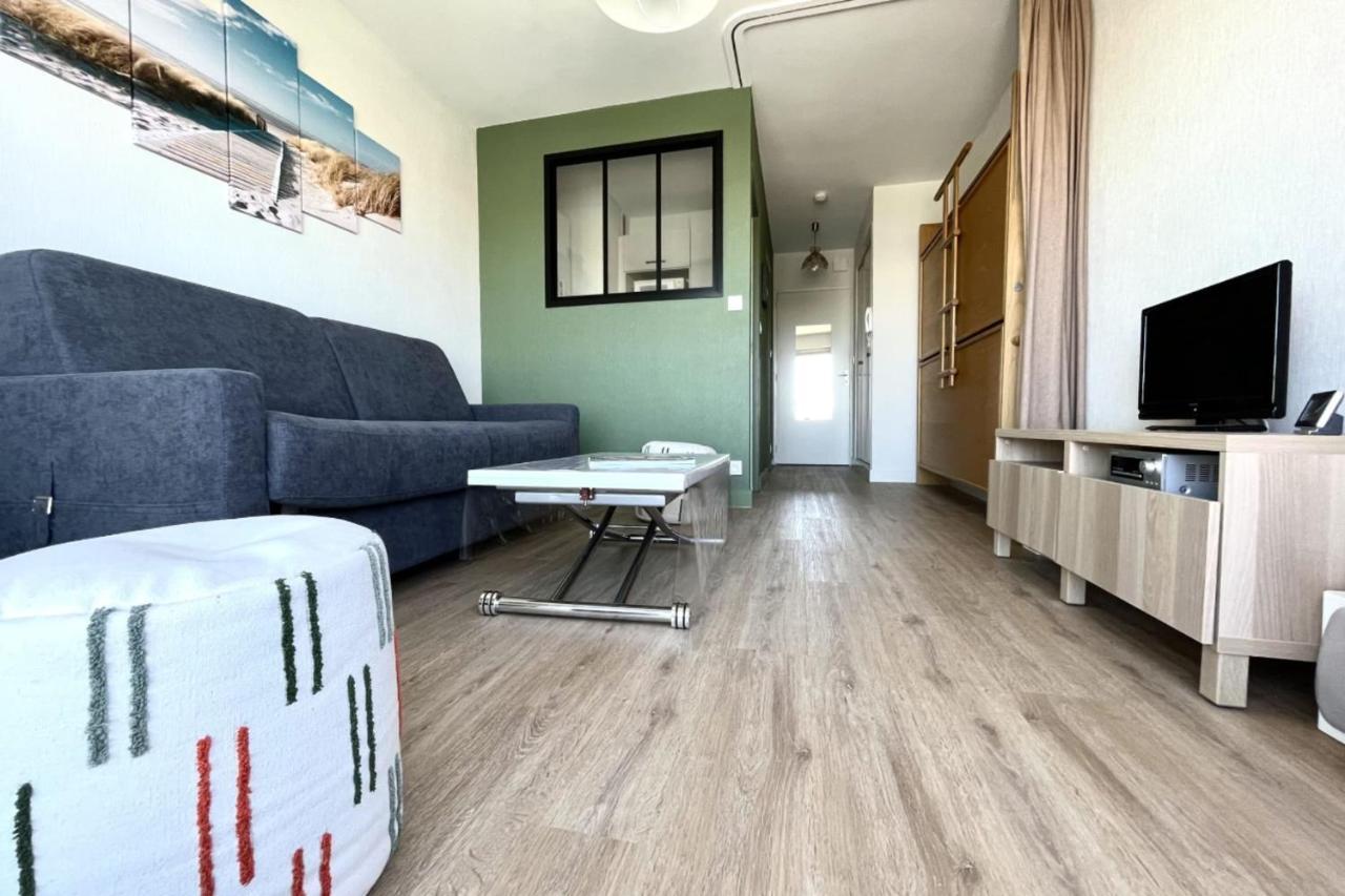 Pretty And Bright Studio With View On The Harbor Les Sables-dʼOlonne Exterior foto